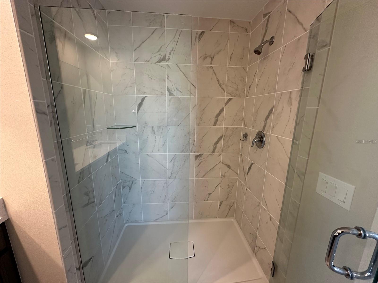 WATERBROOKE - Residential