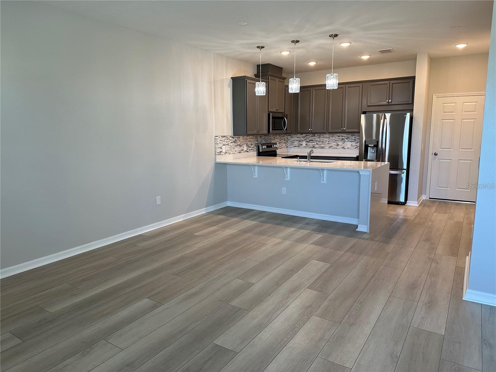 WATERBROOKE - Residential