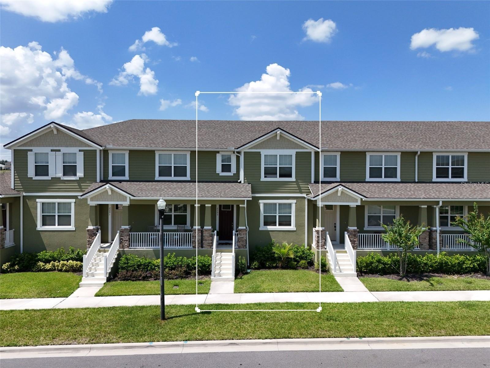 WATERBROOKE - Residential