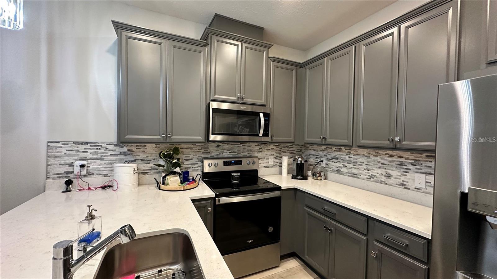 WATERBROOKE - Residential