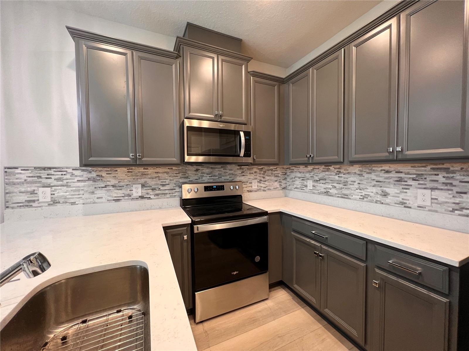 2295 GARDEN BELLE DRIVE