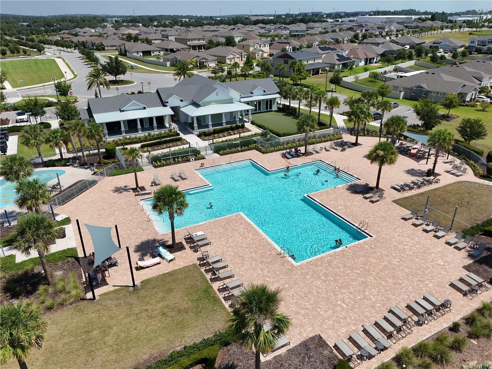 WATERBROOKE - Residential