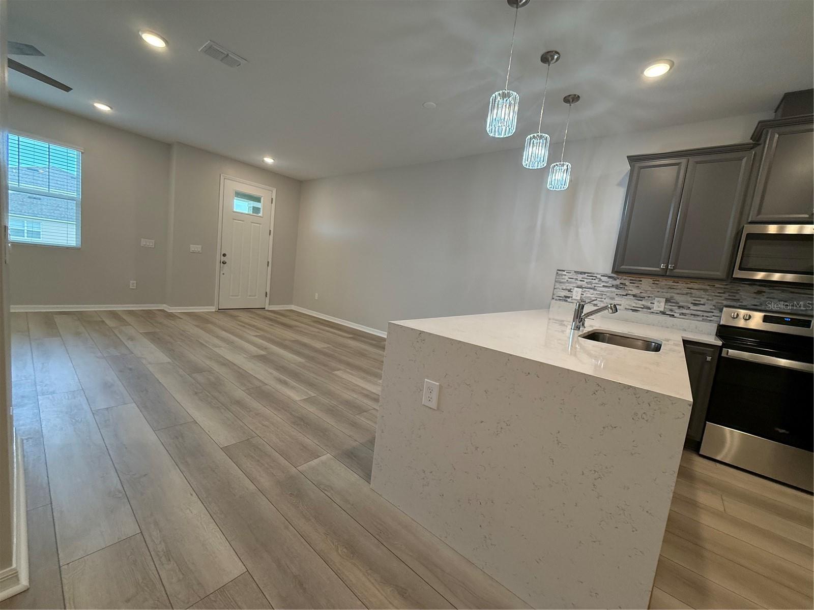 WATERBROOKE - Residential