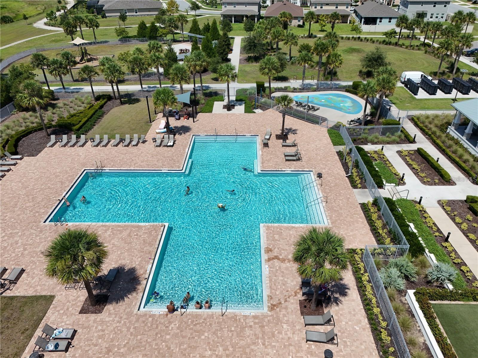 WATERBROOKE - Residential