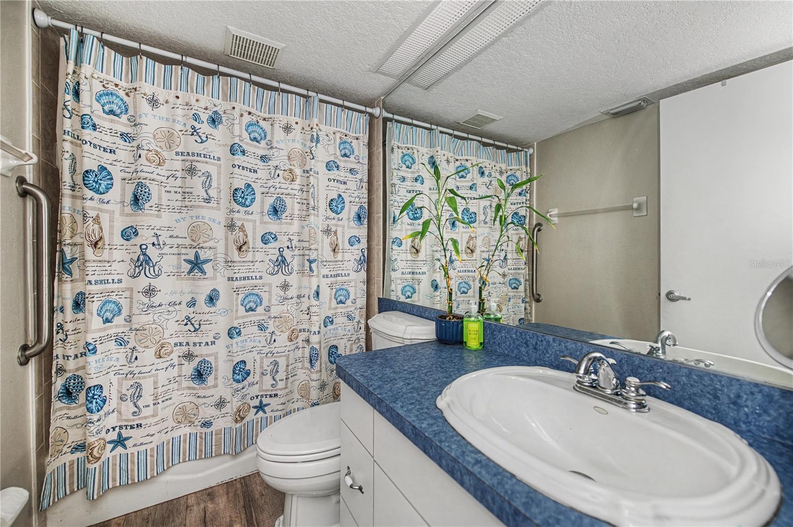 LIVE OAK LANDINGS PH 02 - Residential