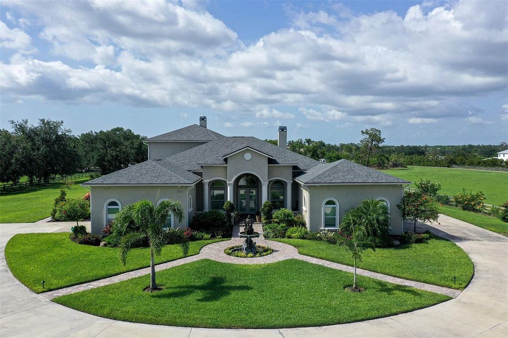 Photo of 520 Rye Road NE, Bradenton, FL 34212 (MLS # A4655587)