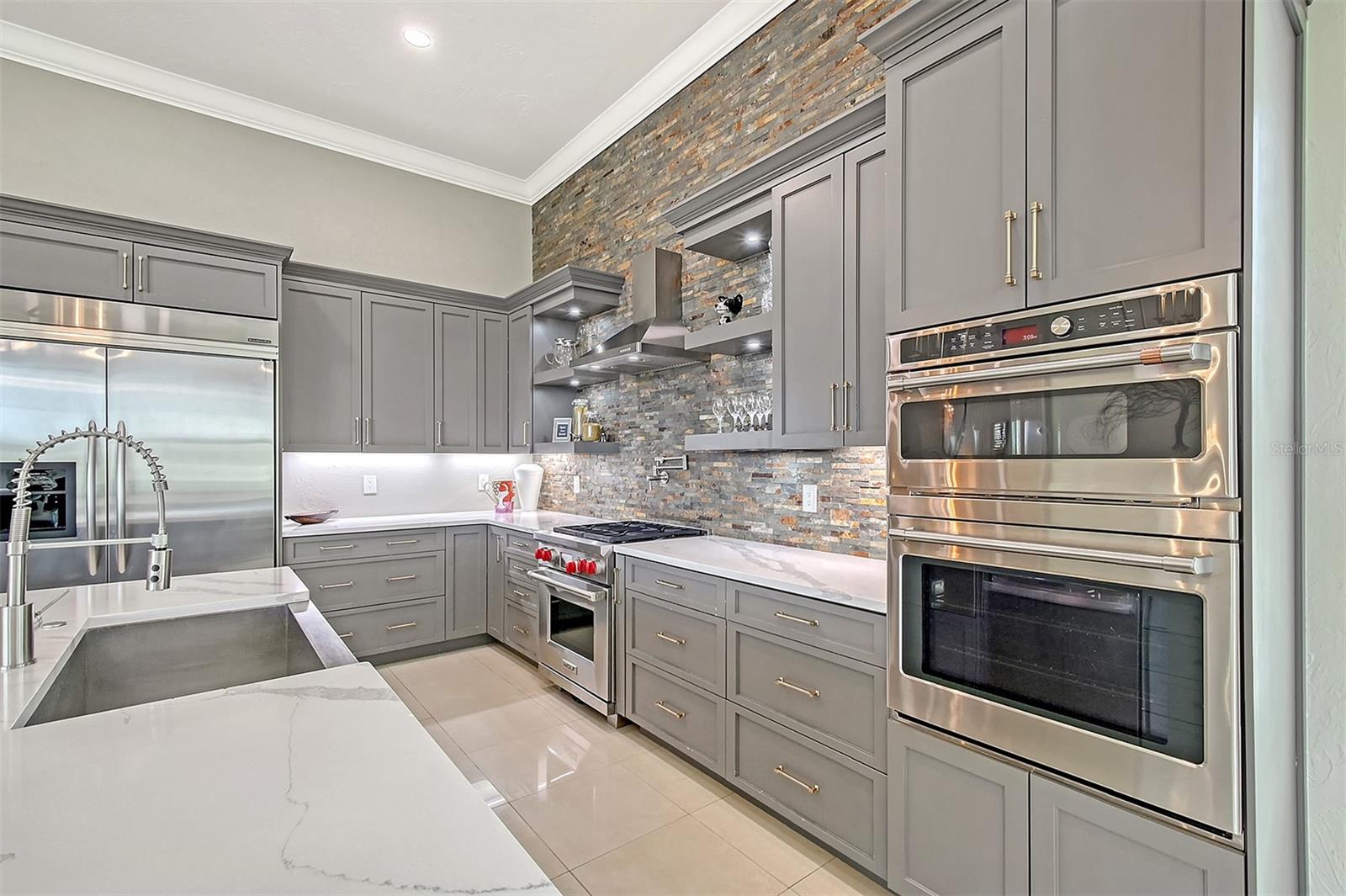 RYE MEADOWS SUB - Residential