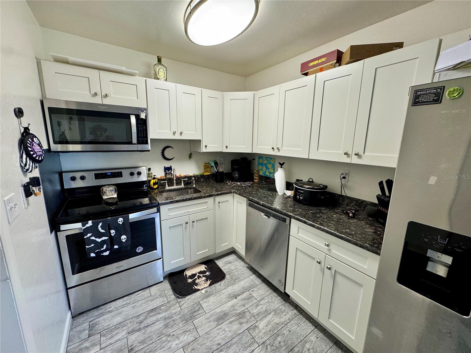 12100 CAPILLA LANE