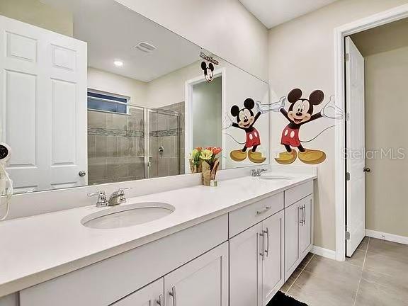 SOLARA RES VACATION VILLAS REP - Residential Lease