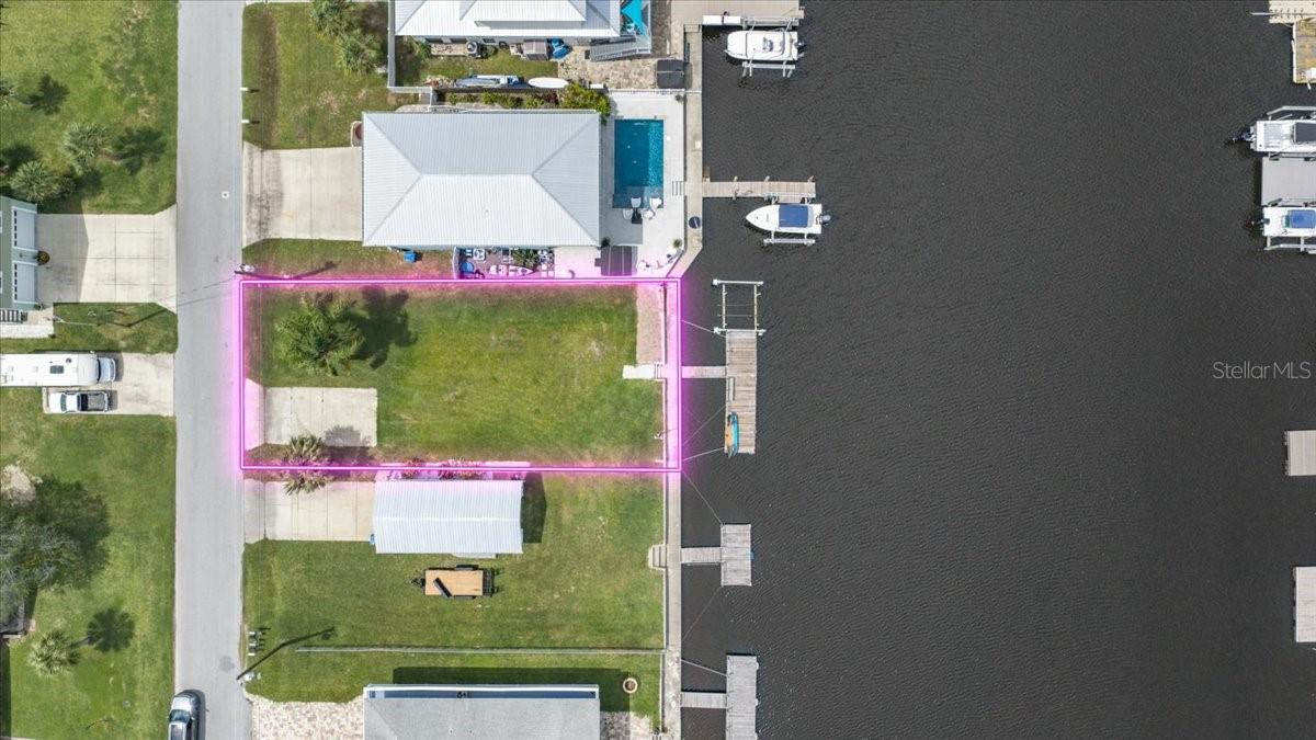 3377 MANGROVE DRIVE