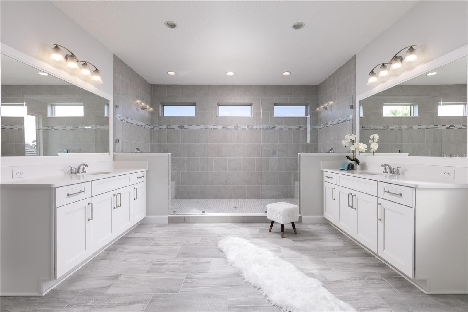 ROYAL CYPRESS PRESERVE PH 2 - Residential