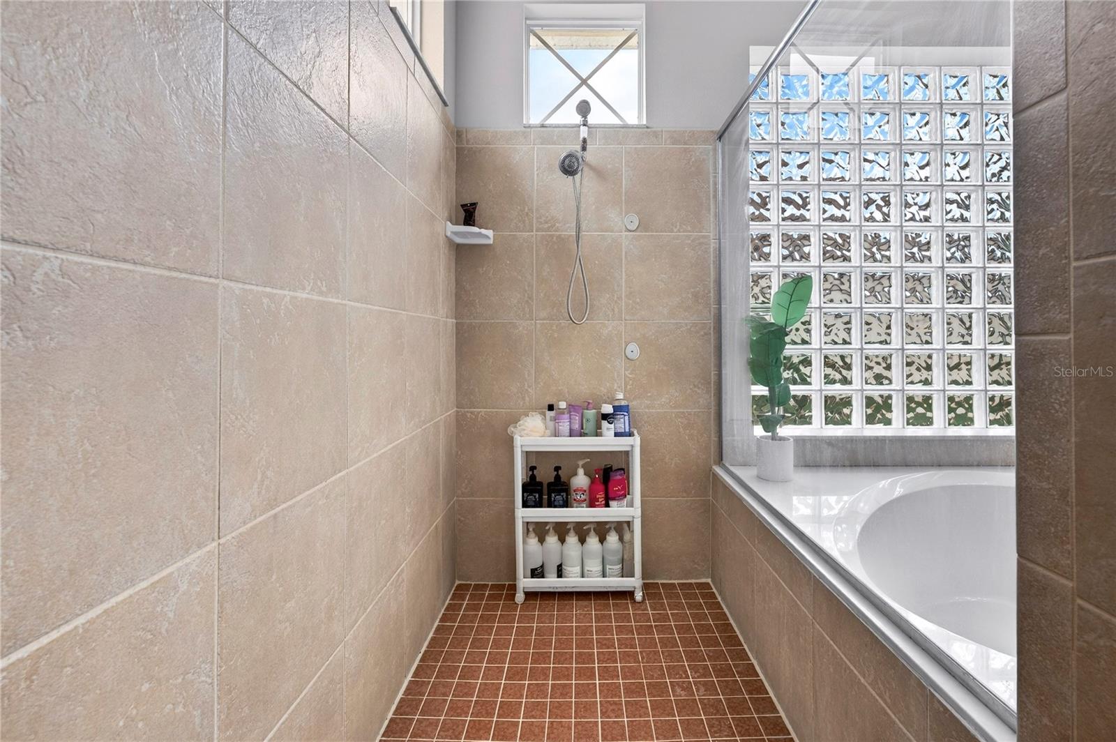 RESERVE AT SPRUCE CREEK UNIT 03D SEC 02 - Residential