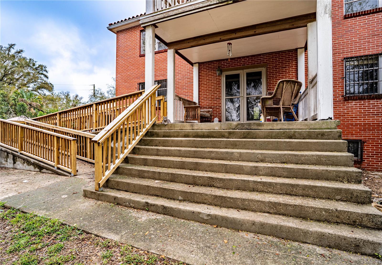 3655 N SCENIC HIGHWAY
