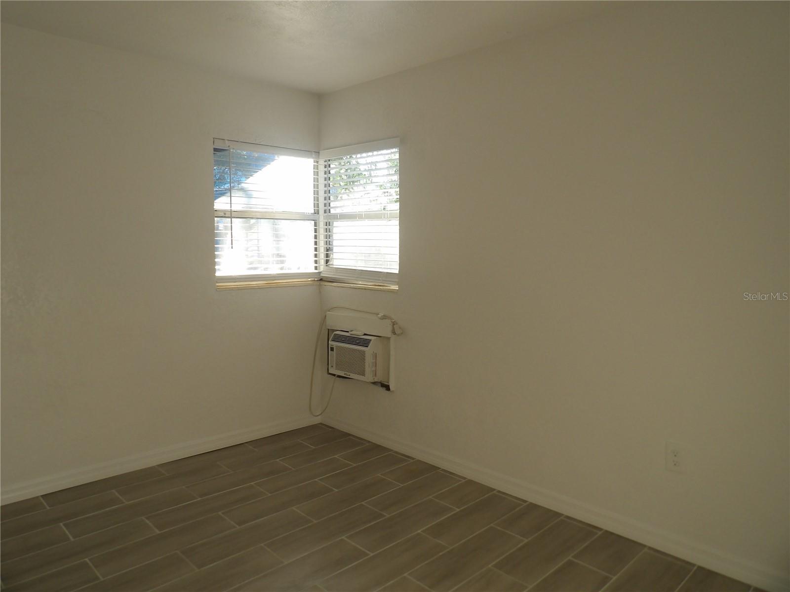 NORTH MADEIRA SHORES - Residential Income