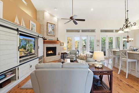 Tiny photo for 5 Palm Drive, Yankeetown, FL 34498 (MLS # TB8449771)