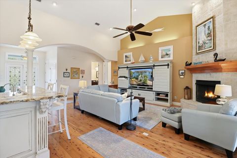 Tiny photo for 5 Palm Drive, Yankeetown, FL 34498 (MLS # TB8449771)