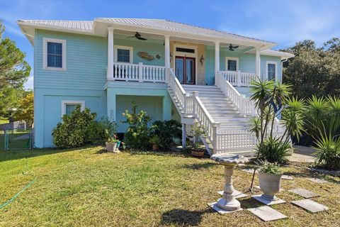 Tiny photo for 5 Palm Drive, Yankeetown, FL 34498 (MLS # TB8449771)