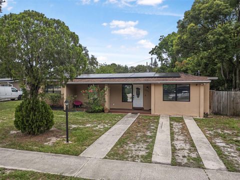 1333 E LOMBARDY DRIVE DELTONA FL 32725