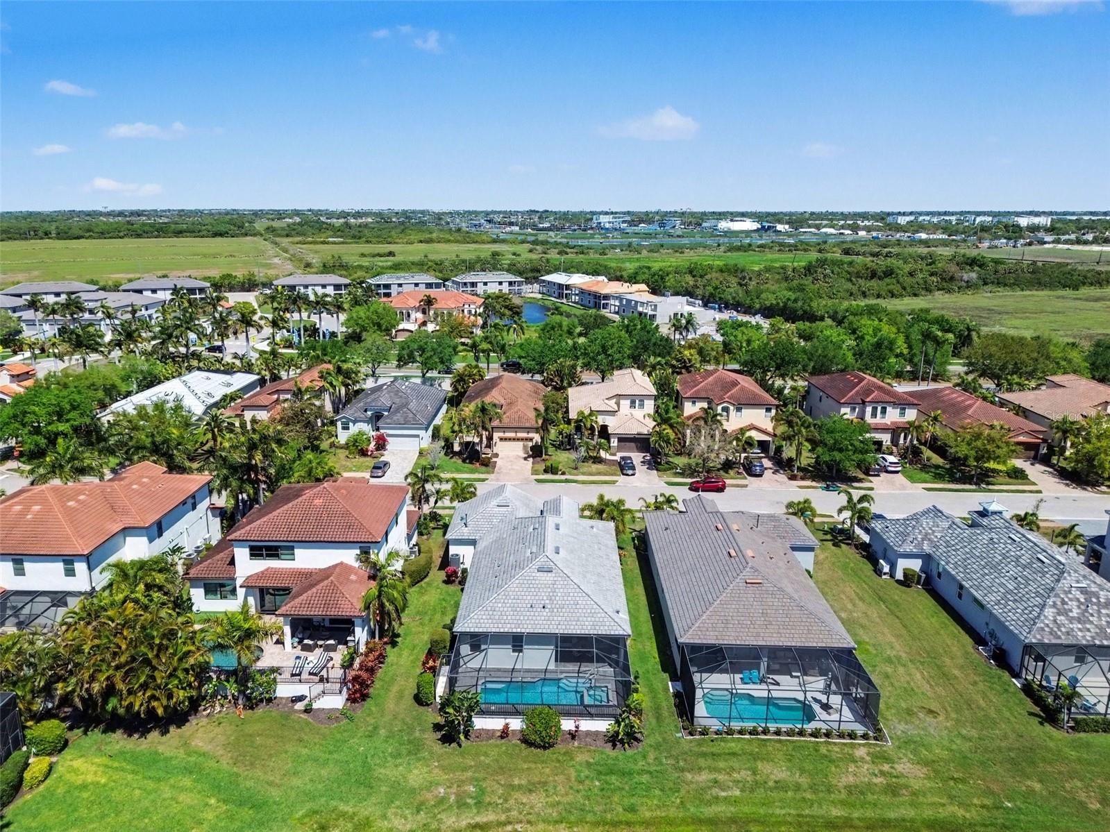 LEGENDS BAY - Residential