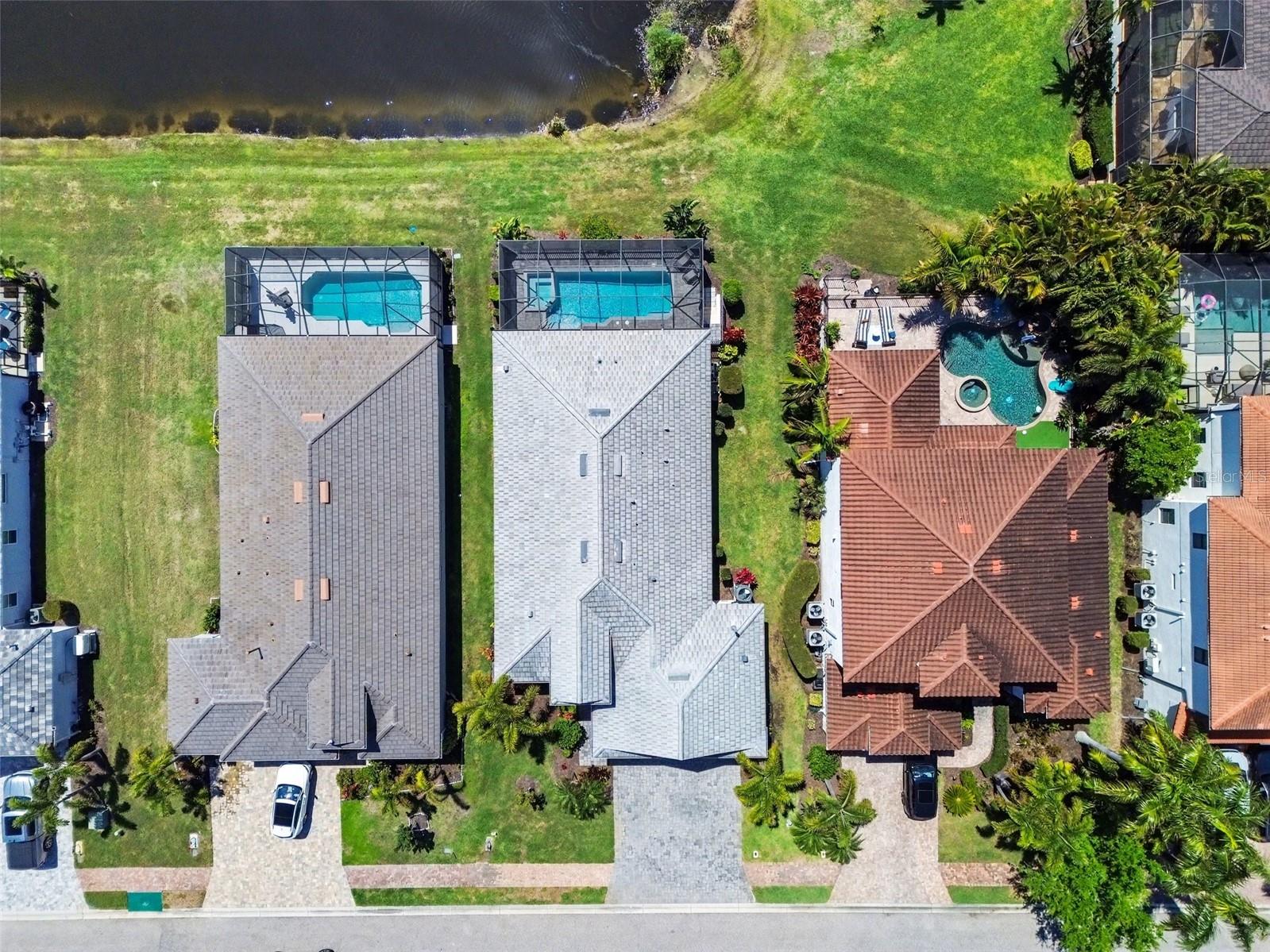 LEGENDS BAY - Residential