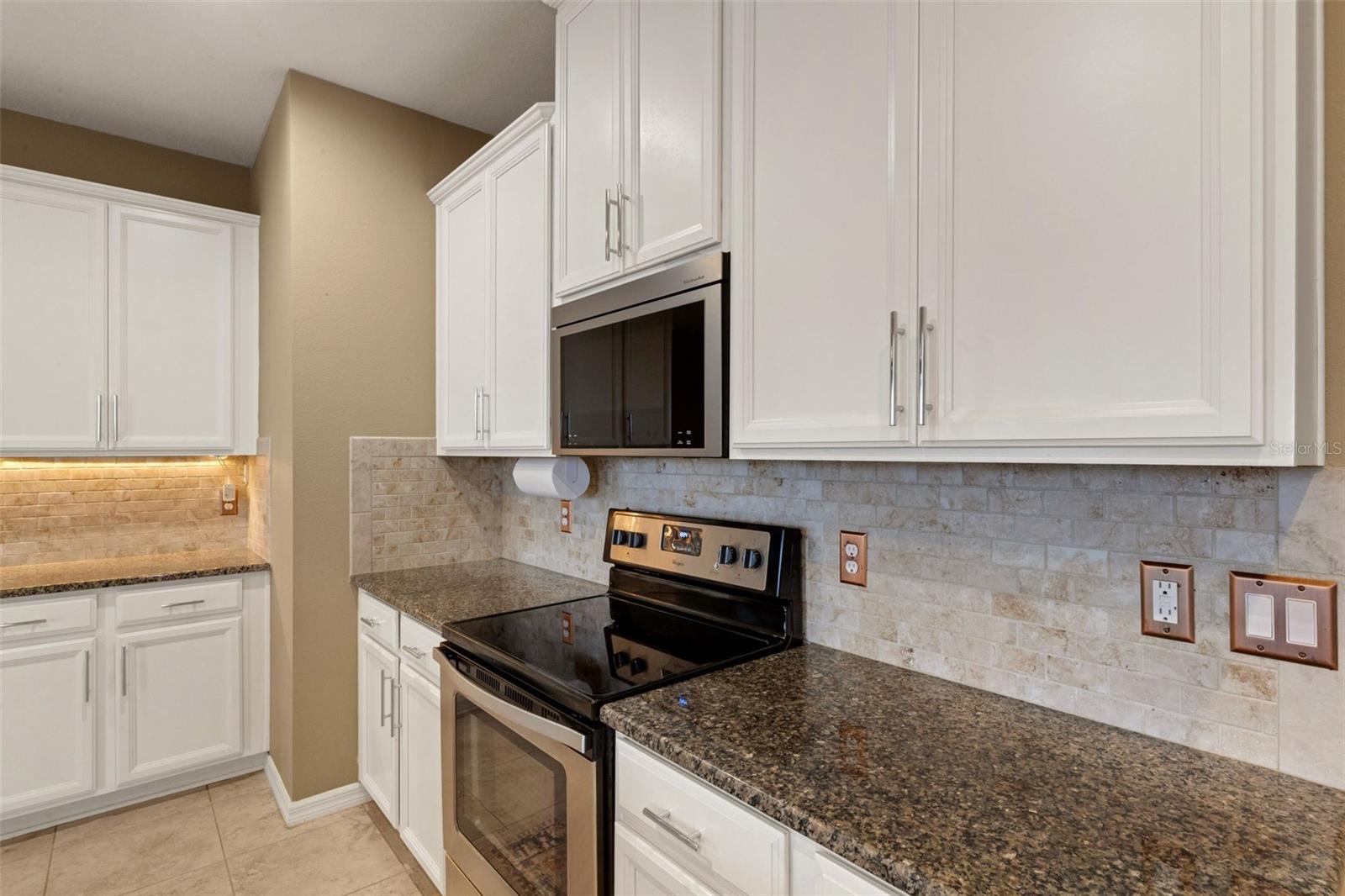 LONG LAKE RANCH VILLAGE 3, 6 PCLS A, - Residential