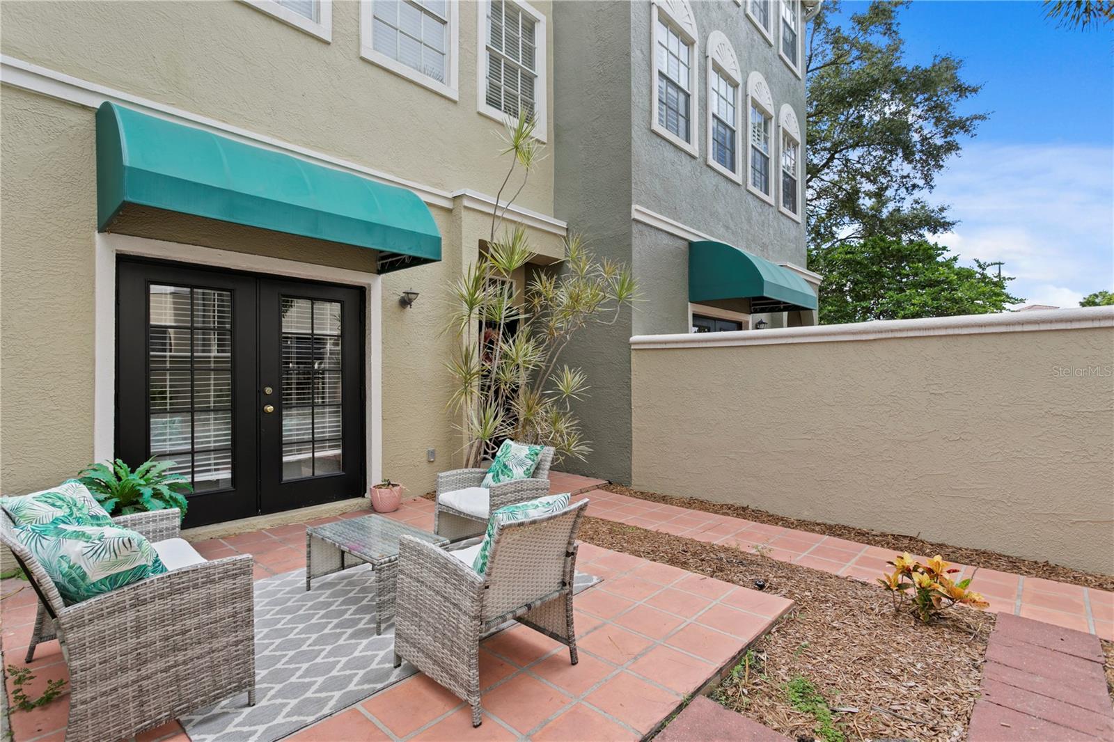 HARBOURSIDE AT HARBOUR ISLAND - Residential Lease