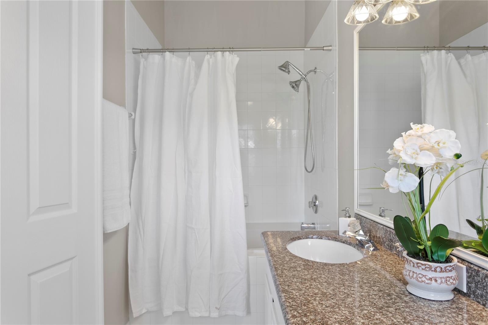 HARBOURSIDE AT HARBOUR ISLAND - Residential Lease