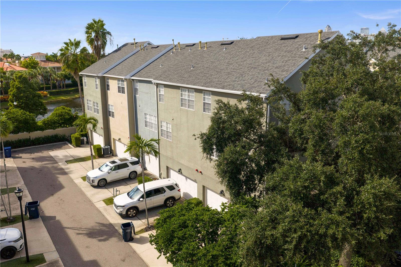 HARBOURSIDE AT HARBOUR ISLAND - Residential Lease