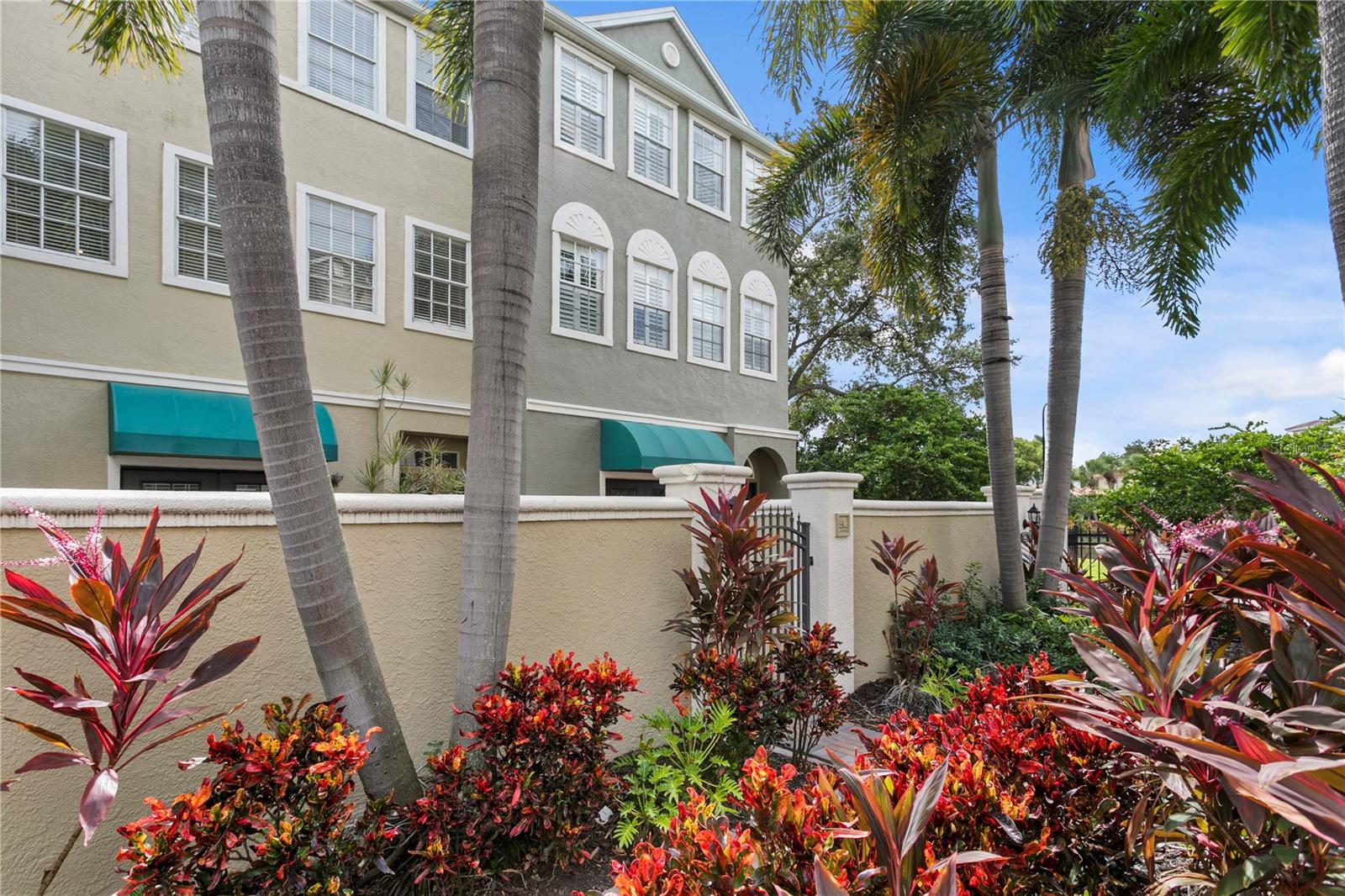 HARBOURSIDE AT HARBOUR ISLAND - Residential Lease