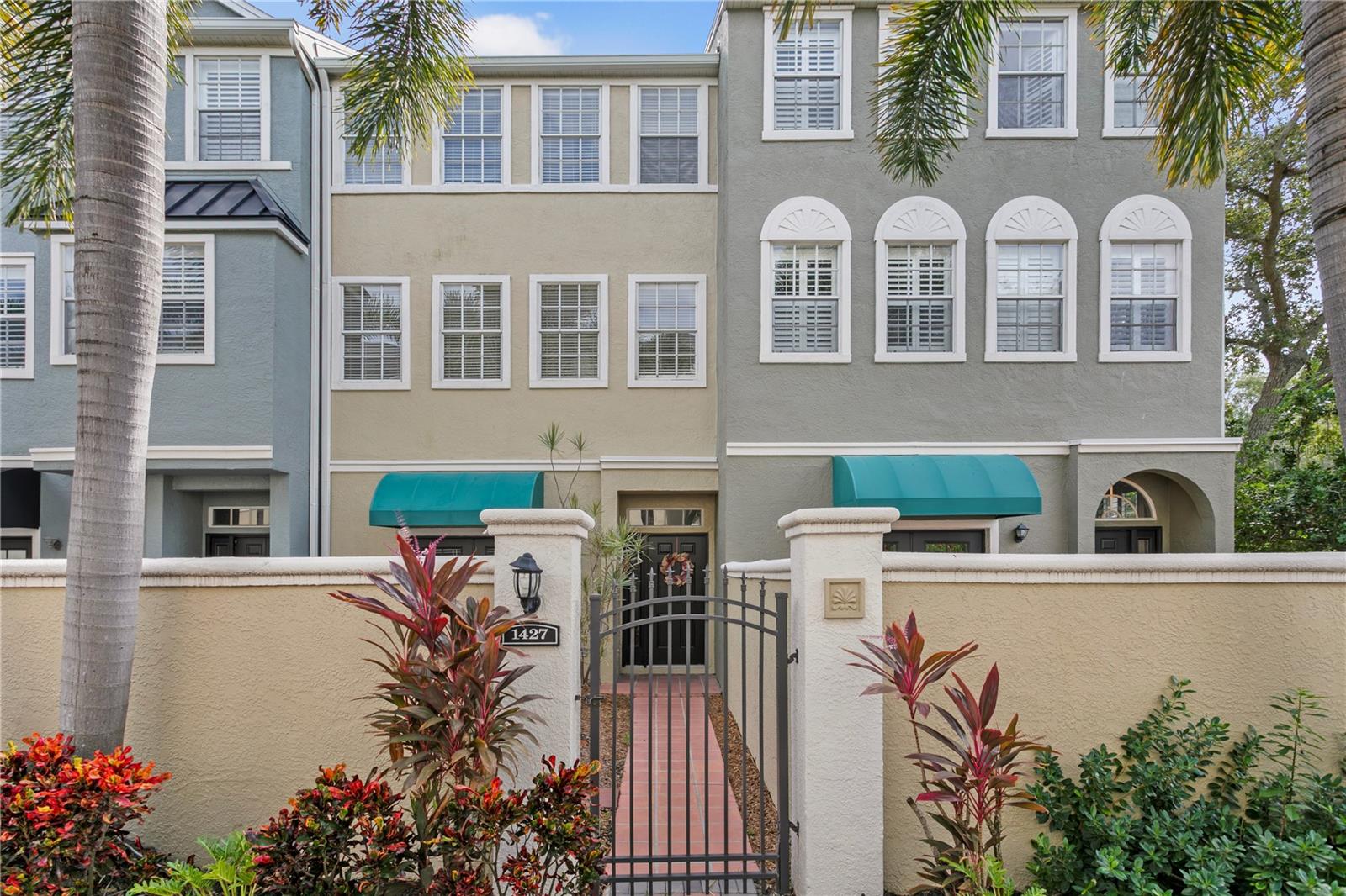 HARBOURSIDE AT HARBOUR ISLAND - Residential Lease