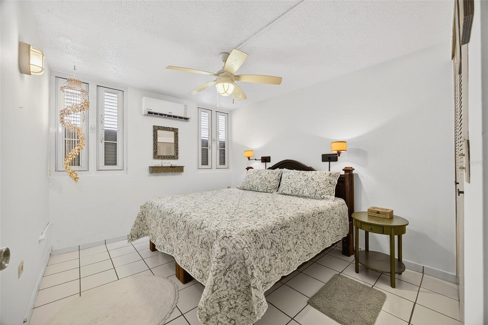 VISTA AZUL - Residential