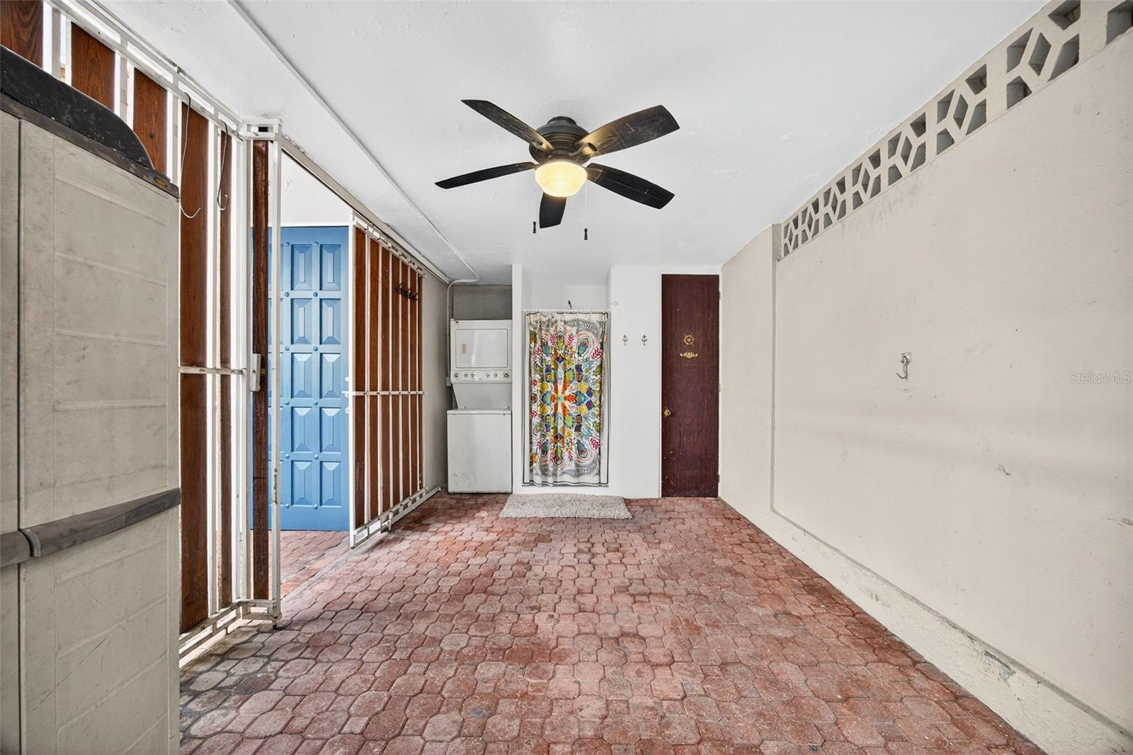 VISTA AZUL - Residential