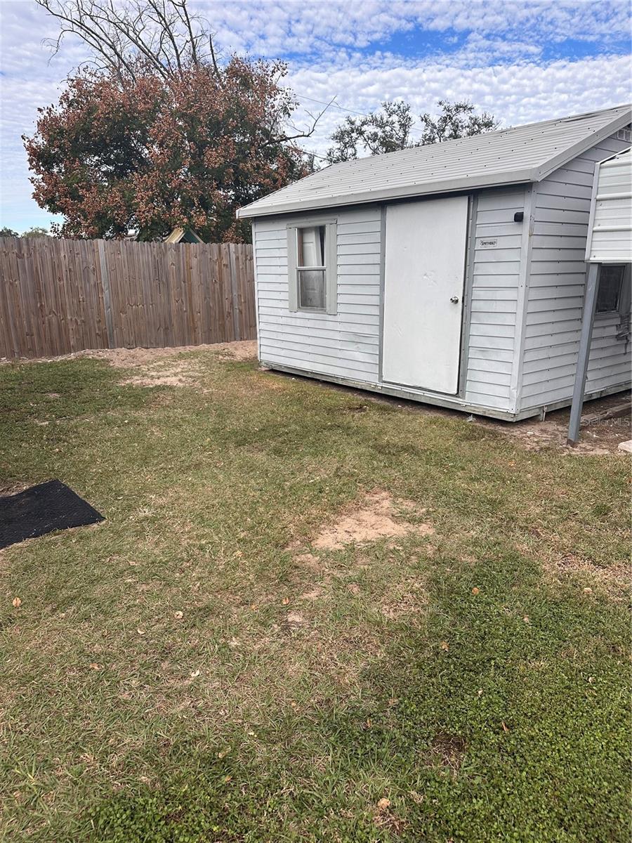 LAKE GIBSON VILLAGE - Residential