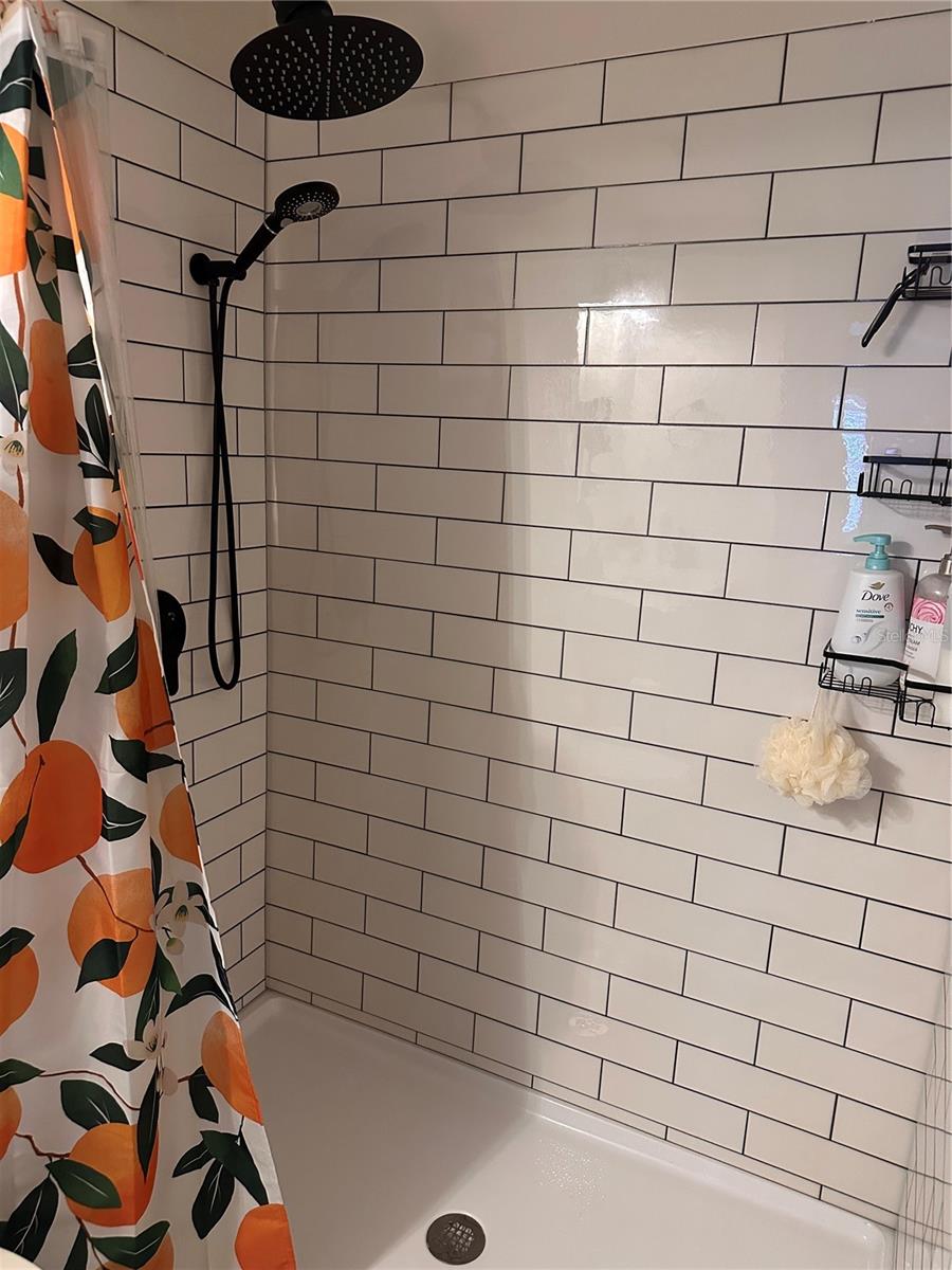 LAKE GIBSON VILLAGE - Residential