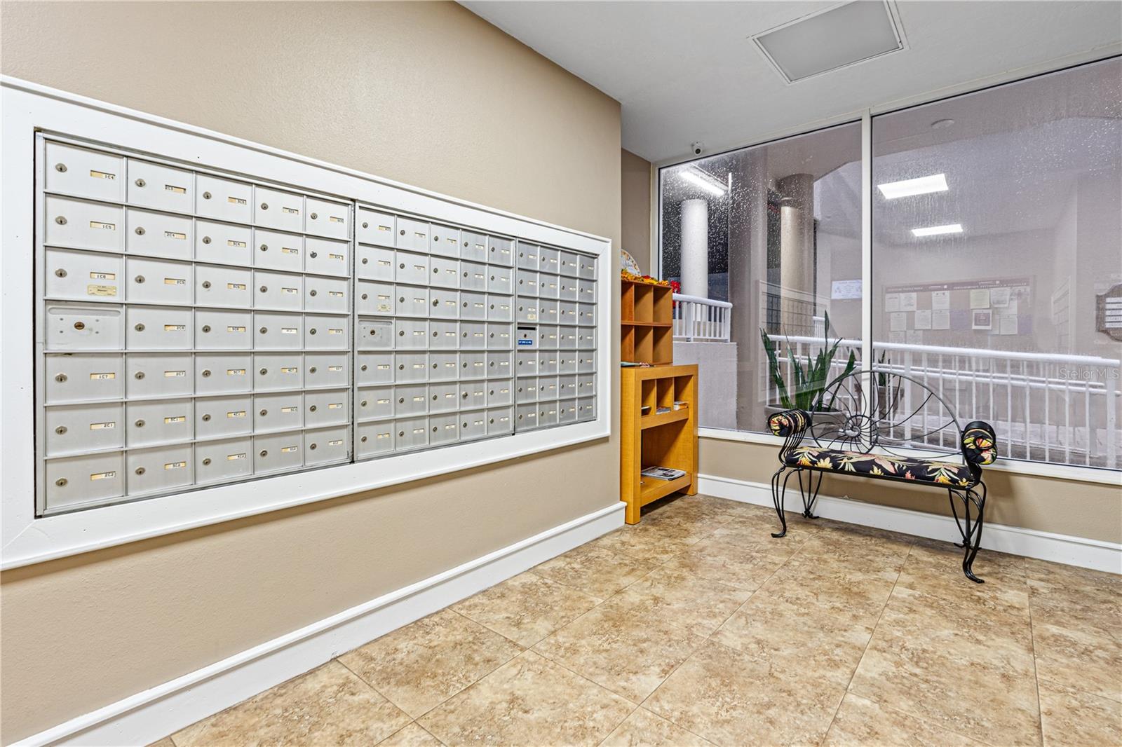 OCEANS CLOVERLEAF CONDO - Residential