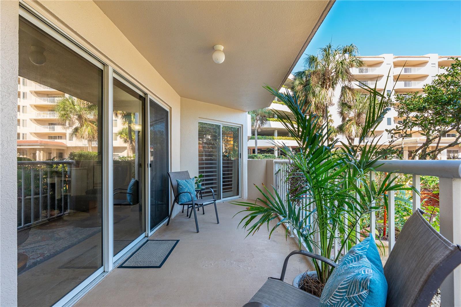 OCEANS CLOVERLEAF CONDO - Residential