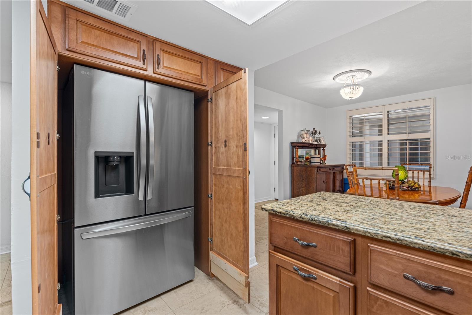 OCEANS CLOVERLEAF CONDO - Residential