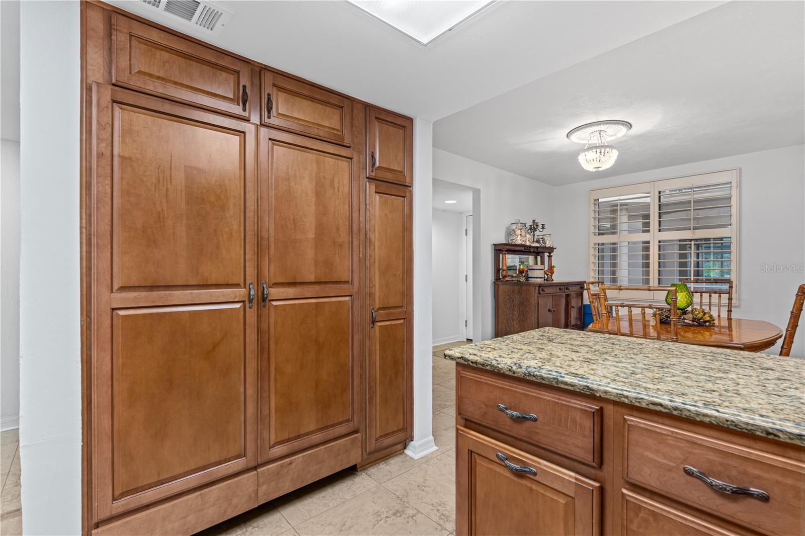 OCEANS CLOVERLEAF CONDO - Residential