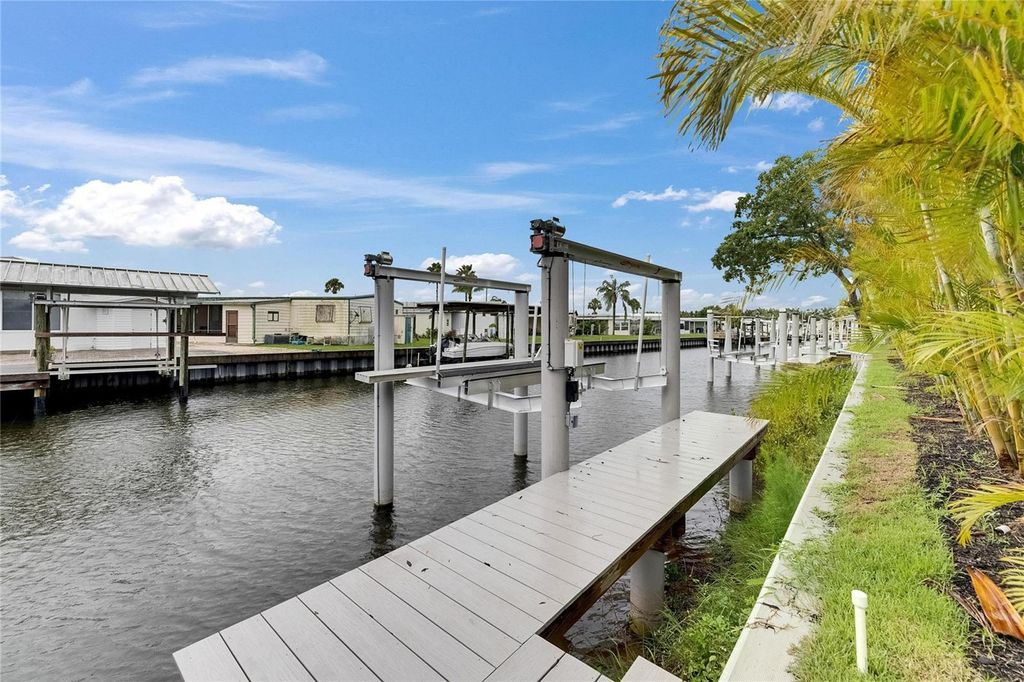 Photo of 6528 Simone Shores Circle, Apollo Beach, FL 33572 (MLS # TB8392991)