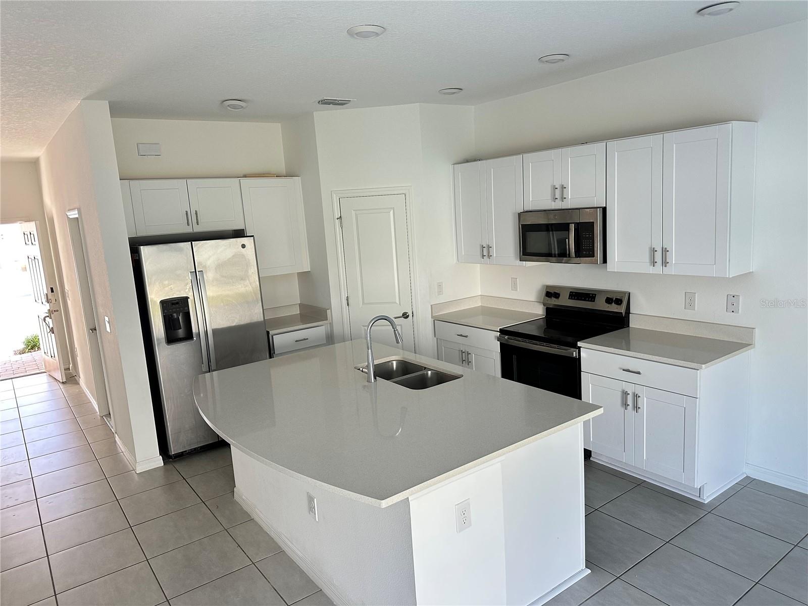 BELLA VITA PH 3 - Residential Lease