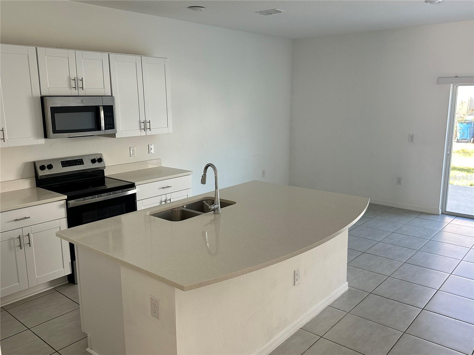 BELLA VITA PH 3 - Residential Lease