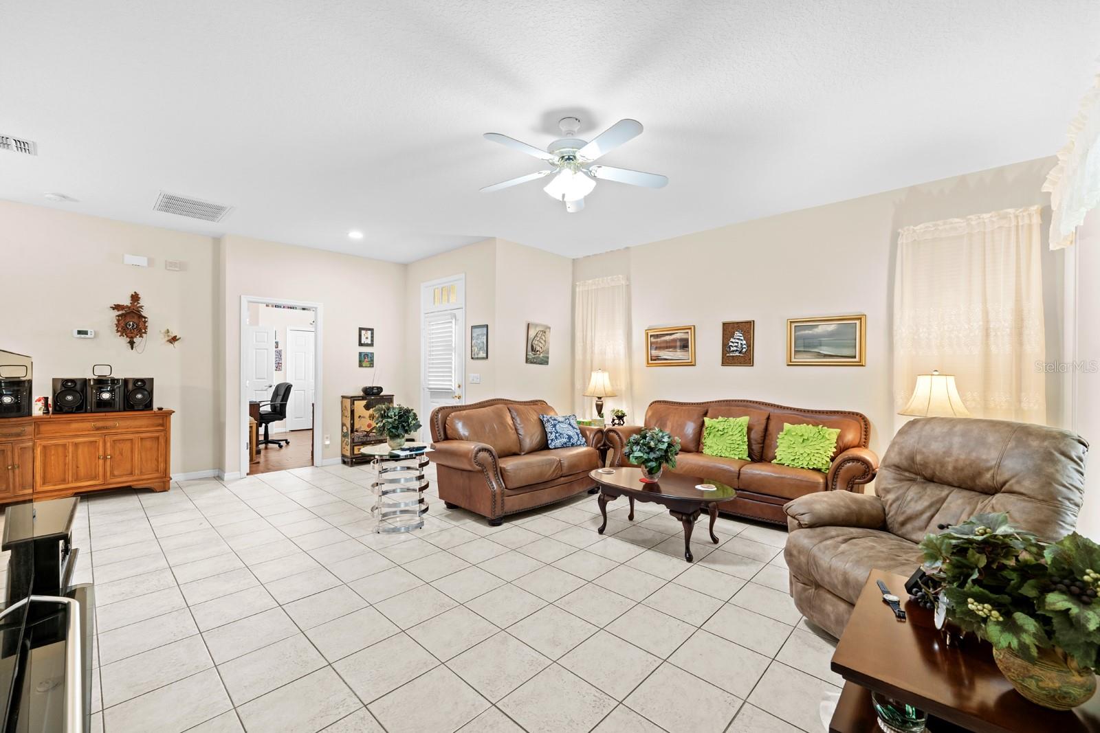 SAVANNAH LANDINGS TWNHMS - Residential