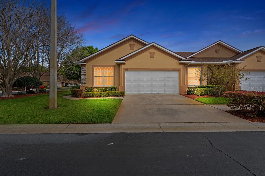 Photo of 1102 Savannah Landings Avenue, Valrico, FL 33596 (MLS # TB8486611)