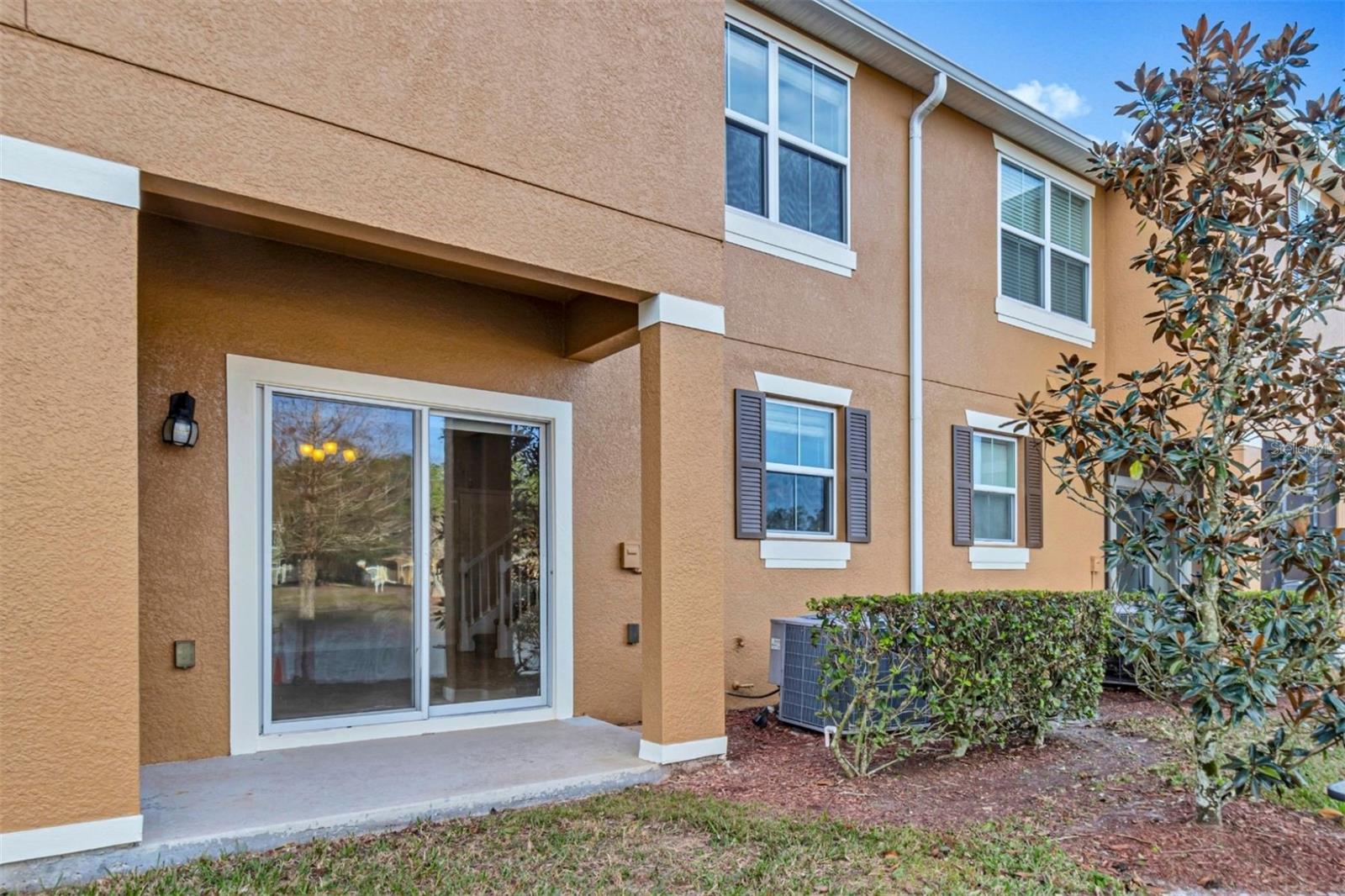 GRAND CHAMPION SW 29 PH 01 - Residential