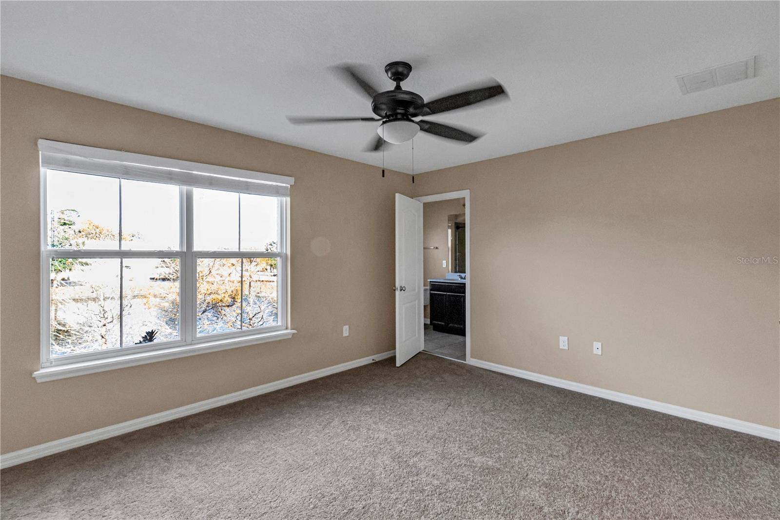 GRAND CHAMPION SW 29 PH 01 - Residential