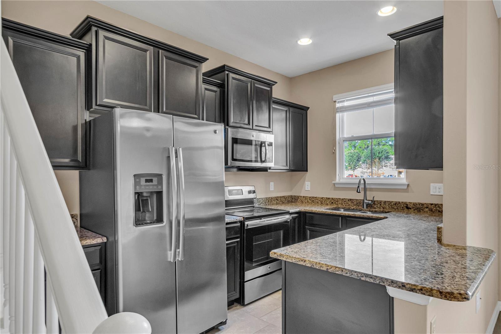 GRAND CHAMPION SW 29 PH 01 - Residential