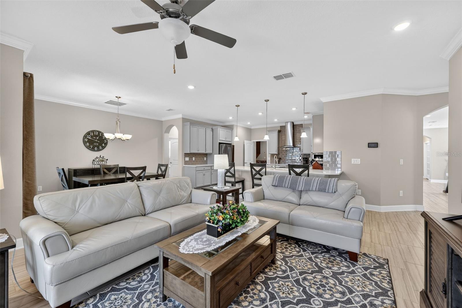 MARIPOSA PH 3A & 3B - Residential