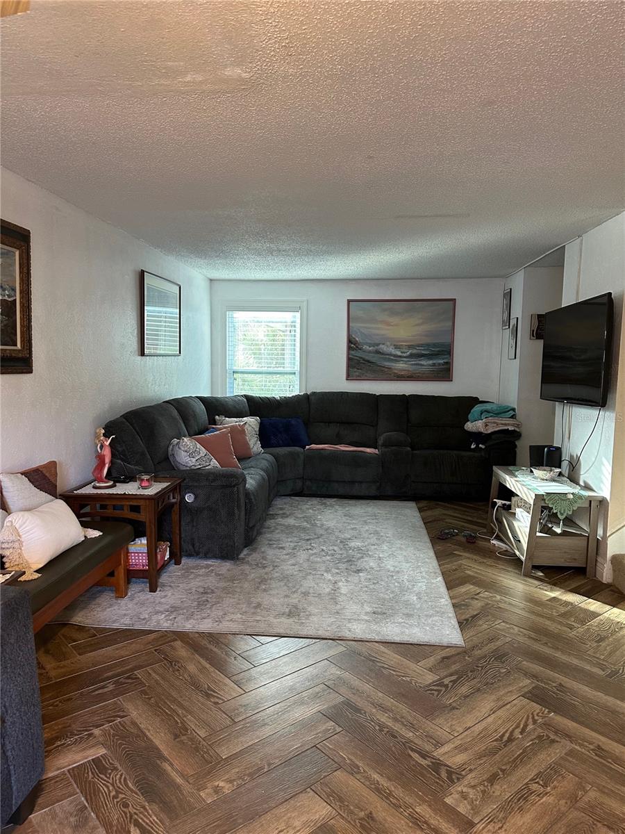 FOUNTAIN SQUARE CONDO - Residential Lease