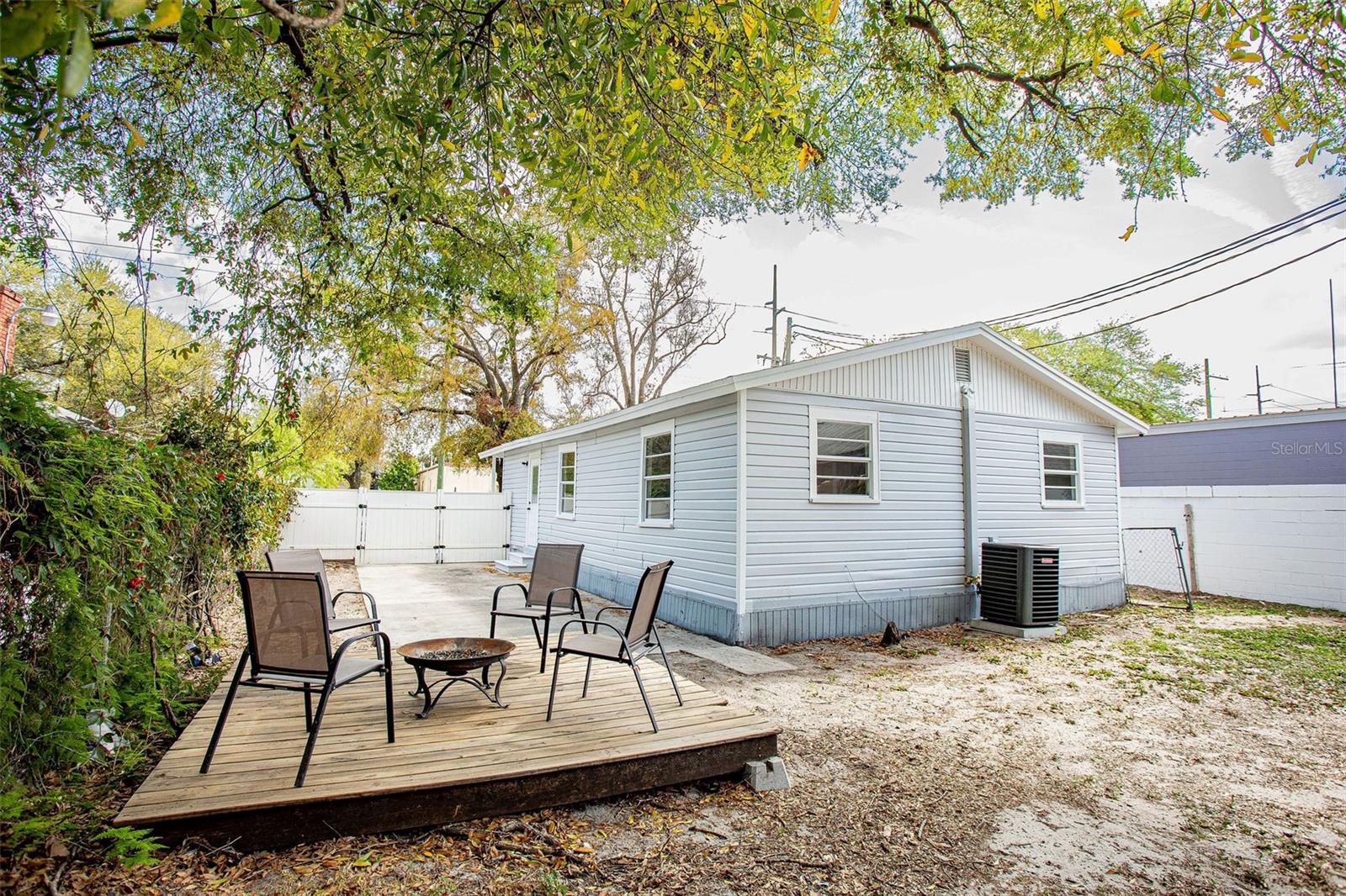 BUNGALOW PARK - Residential