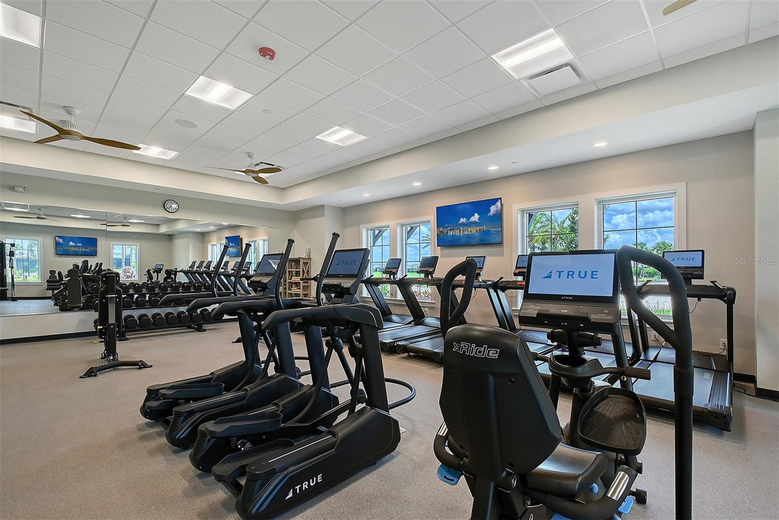 STAR FARMS AT AT LAKEWOOD RANCH - Residential Lease